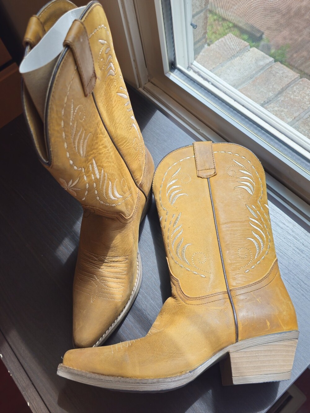 Sterling River Cowboy Boots 8.5